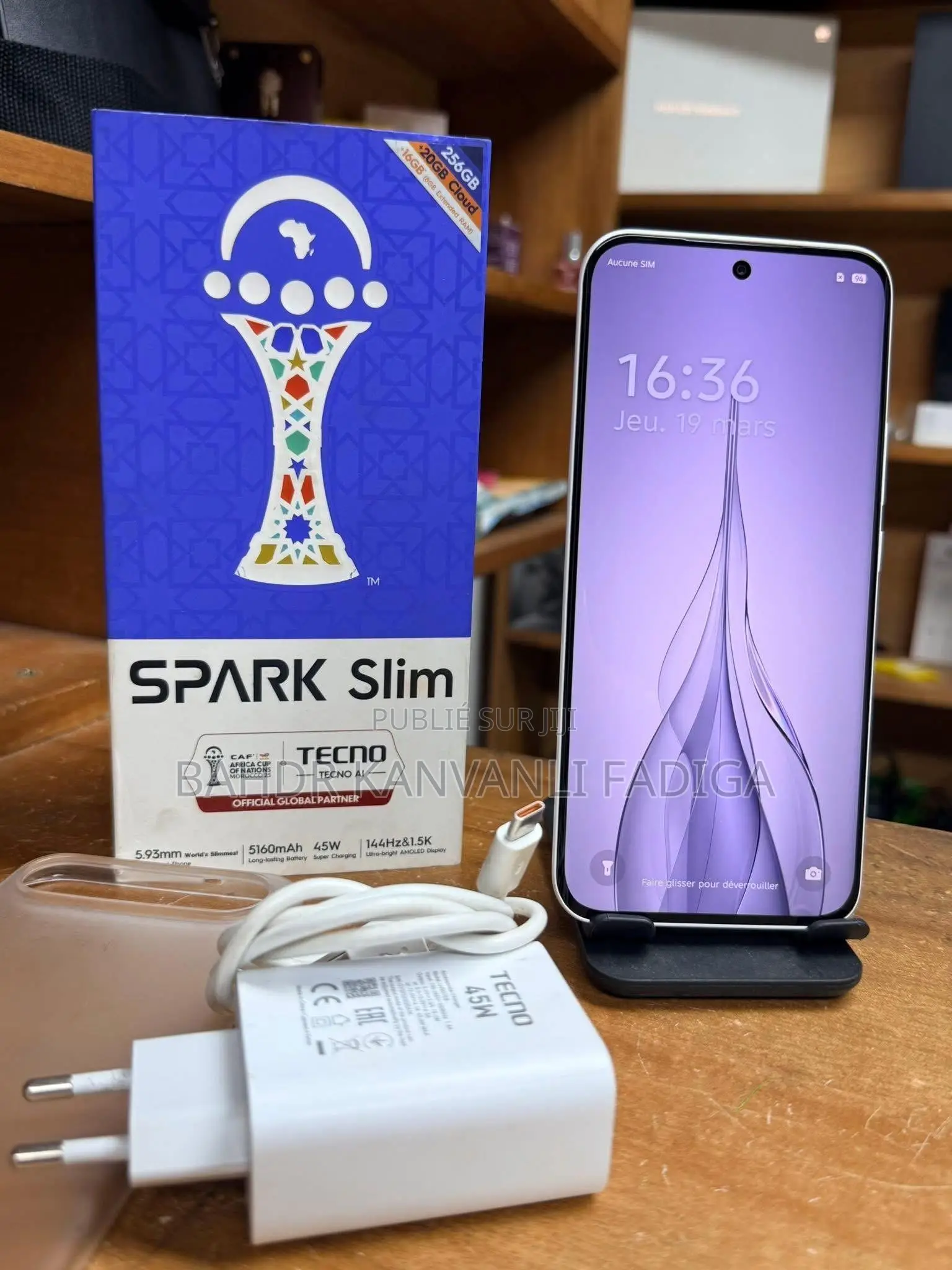 Tecno Spark Slim 256 GB Blanc