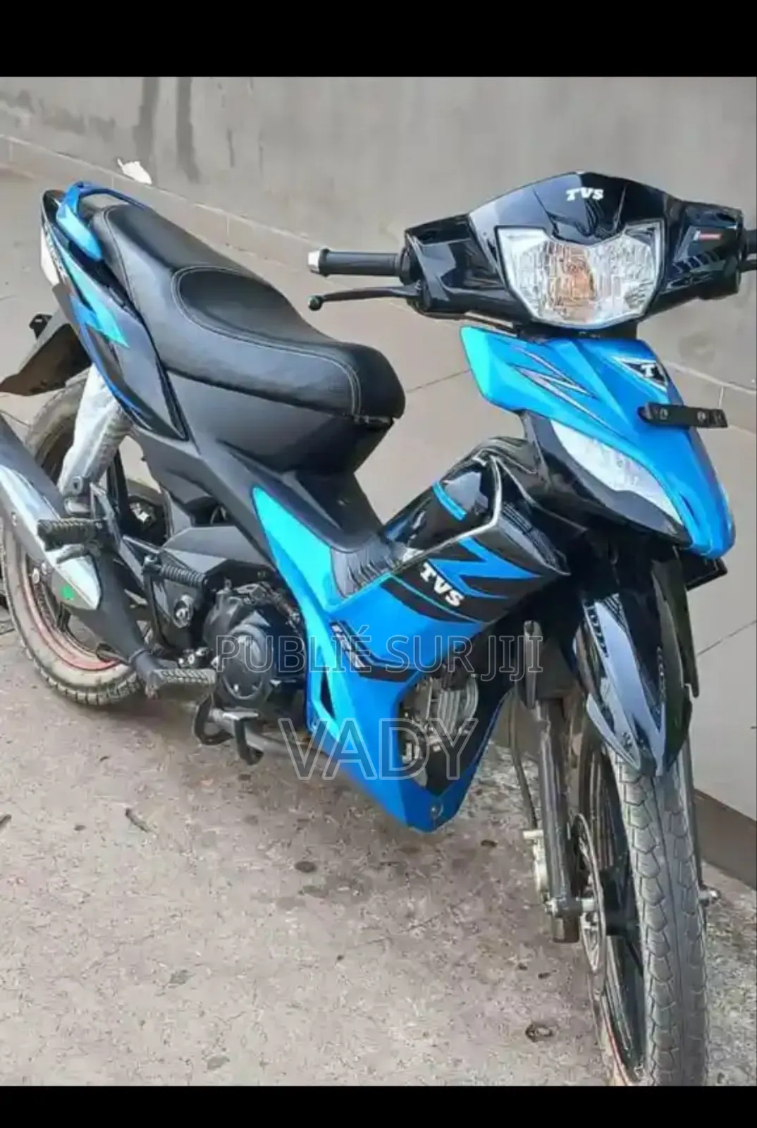 TVS Rockz 125 2025 Bleu