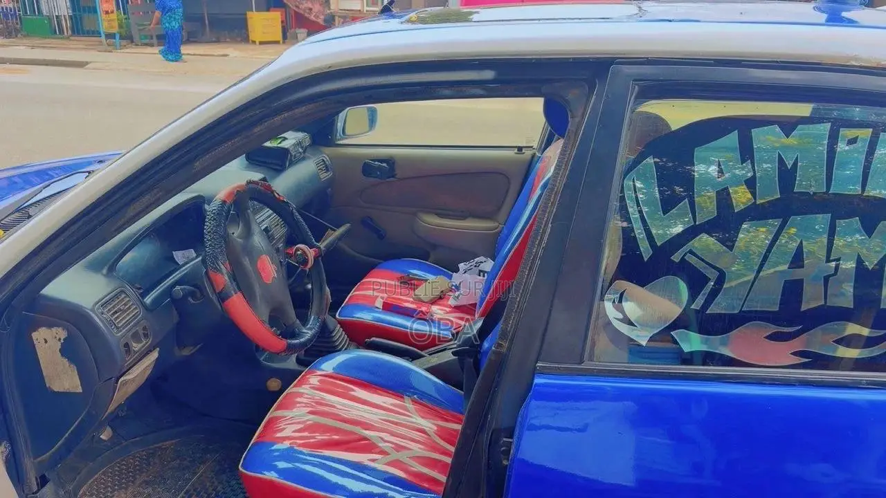 Toyota Corolla 2002 Bleu