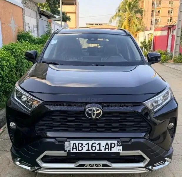 Toyota RAV4 2021 Noir