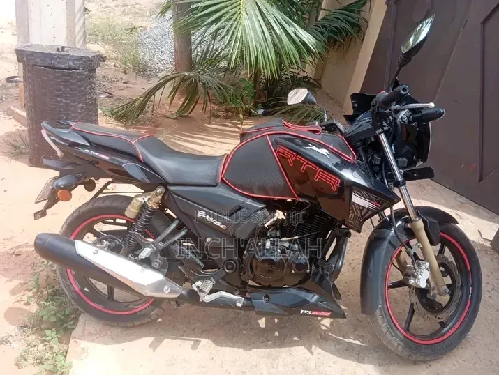 Custom Built Motorcycles Hachoir 2026 Autre
