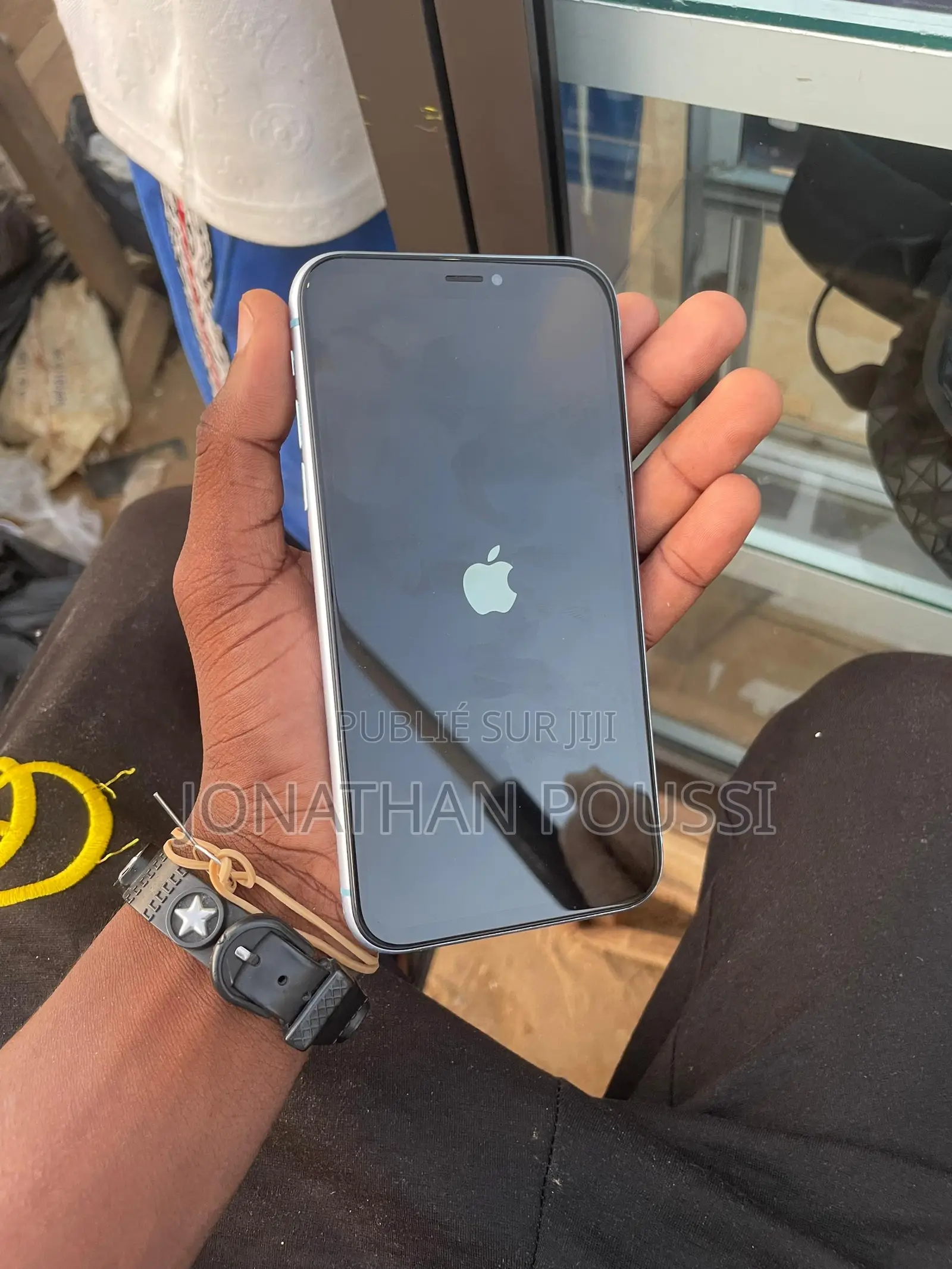 Nouveau Apple iPhone XR 64 GB Bleu