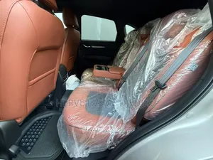 Nouveau Mazda CX-5 2025 Gris