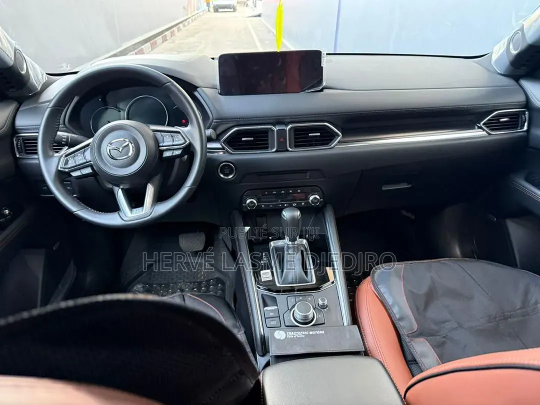 Nouveau Mazda CX-5 2025 Gris
