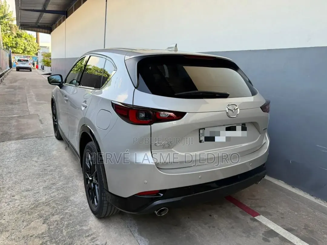 Nouveau Mazda CX-5 2025 Gris