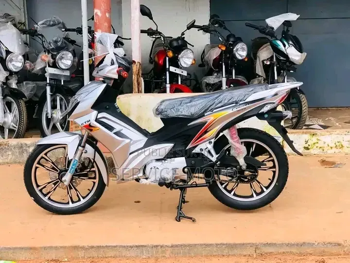 Nouveau KTM Duke 125 2025 Autre
