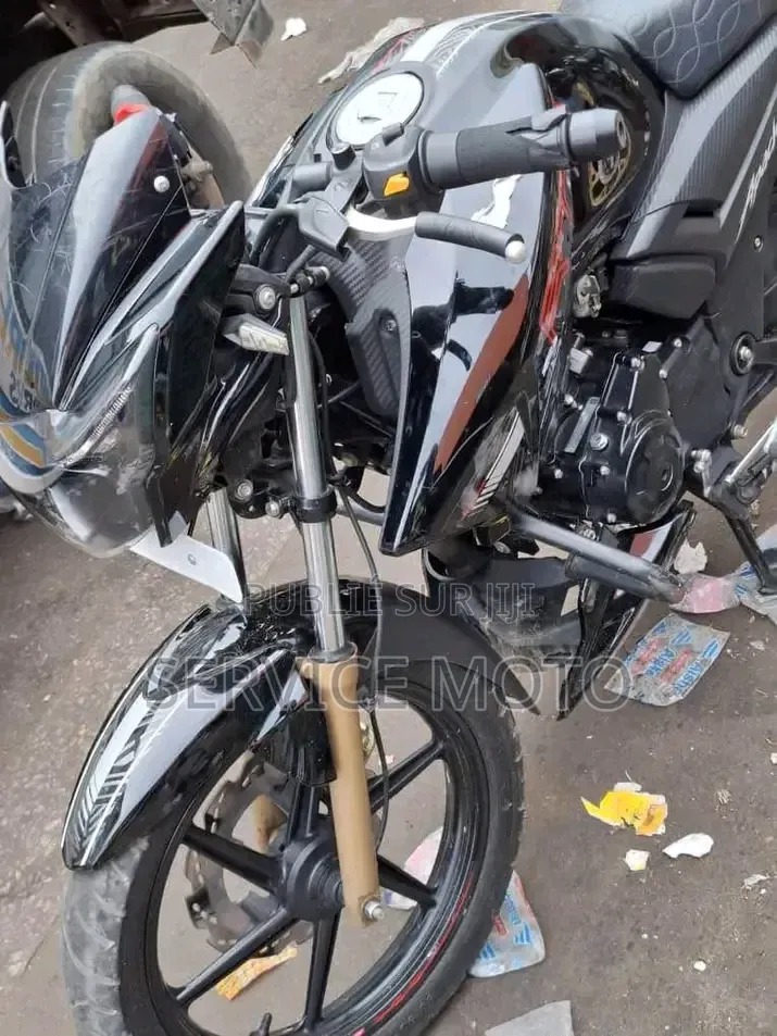 Nouveau TVS Apache 180 RTR 2022 Autre