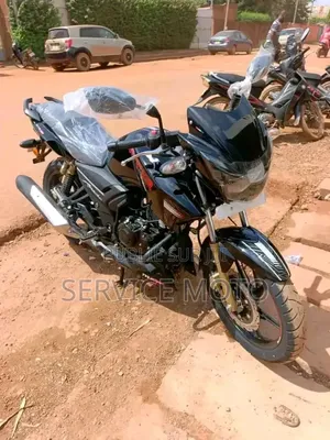 Nouveau TVS Apache 180 RTR 2024 Autre