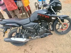 Nouveau TVS Apache 180 RTR 2022 Autre