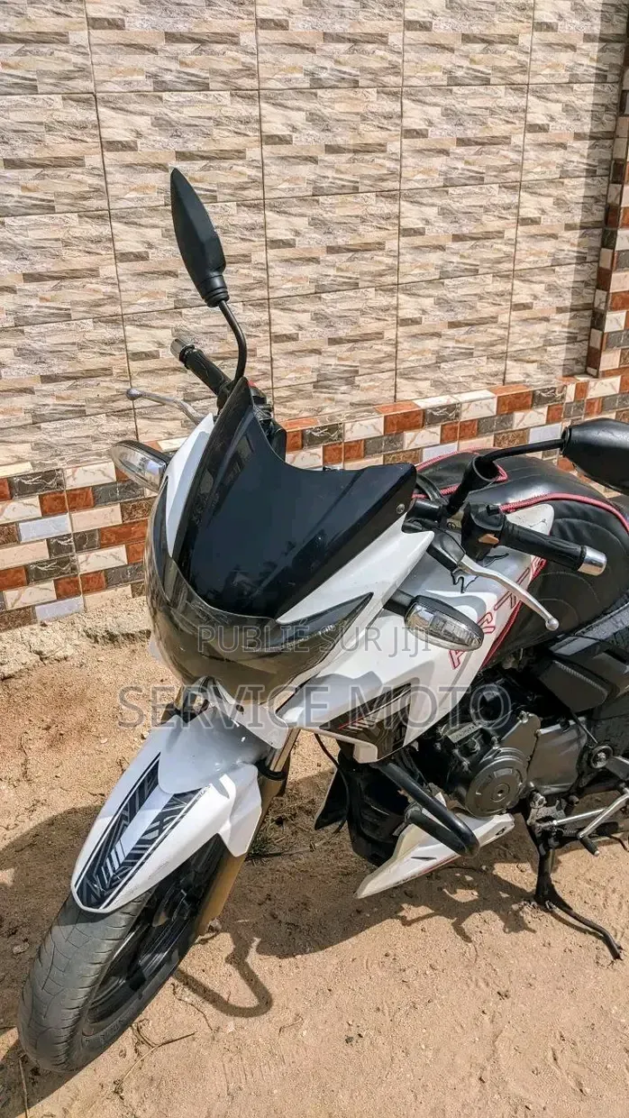 Nouveau TVS Apache 180 RTR 2022 Autre