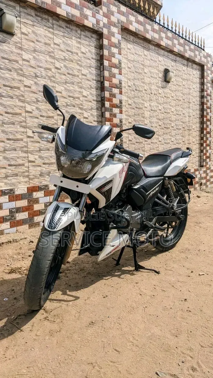 Nouveau TVS Apache 180 RTR 2022 Autre