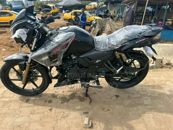 Nouveau TVS Apache 180 RTR 2022 Autre