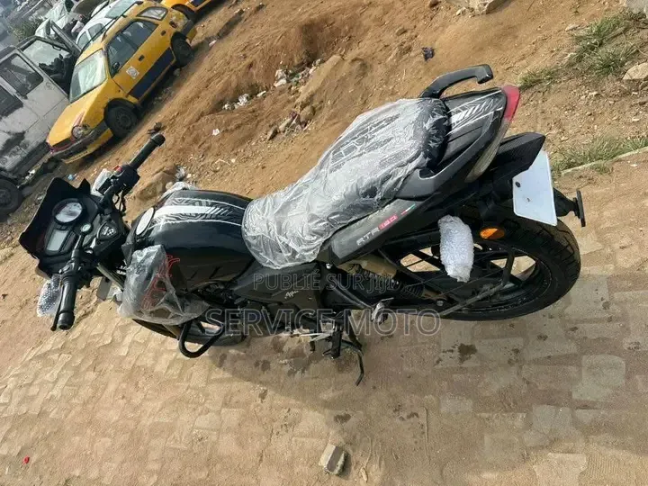 Nouveau TVS Apache 180 RTR 2022 Autre