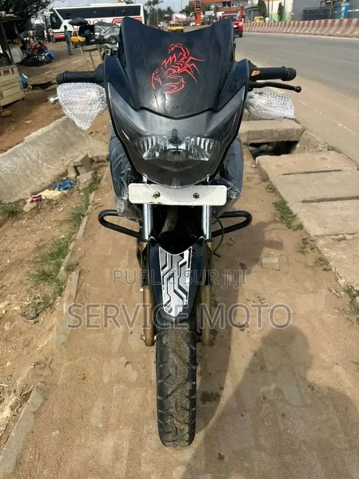 Nouveau TVS Apache 180 RTR 2022 Autre