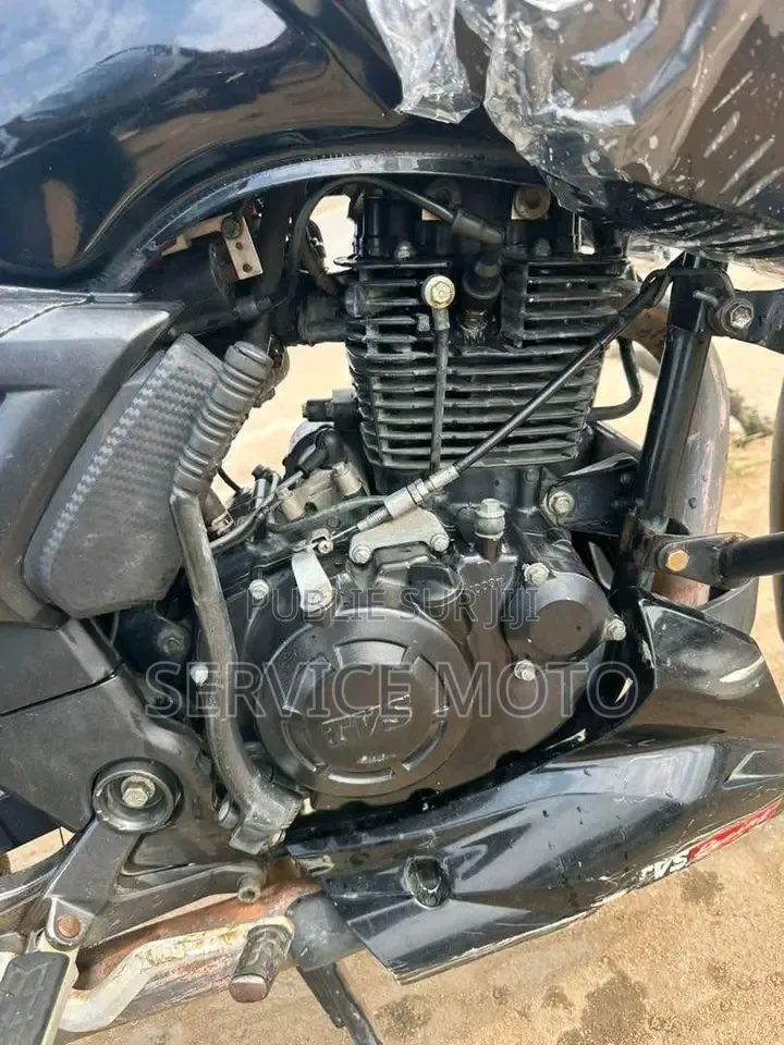 Nouveau TVS Apache 180 RTR 2022 Autre
