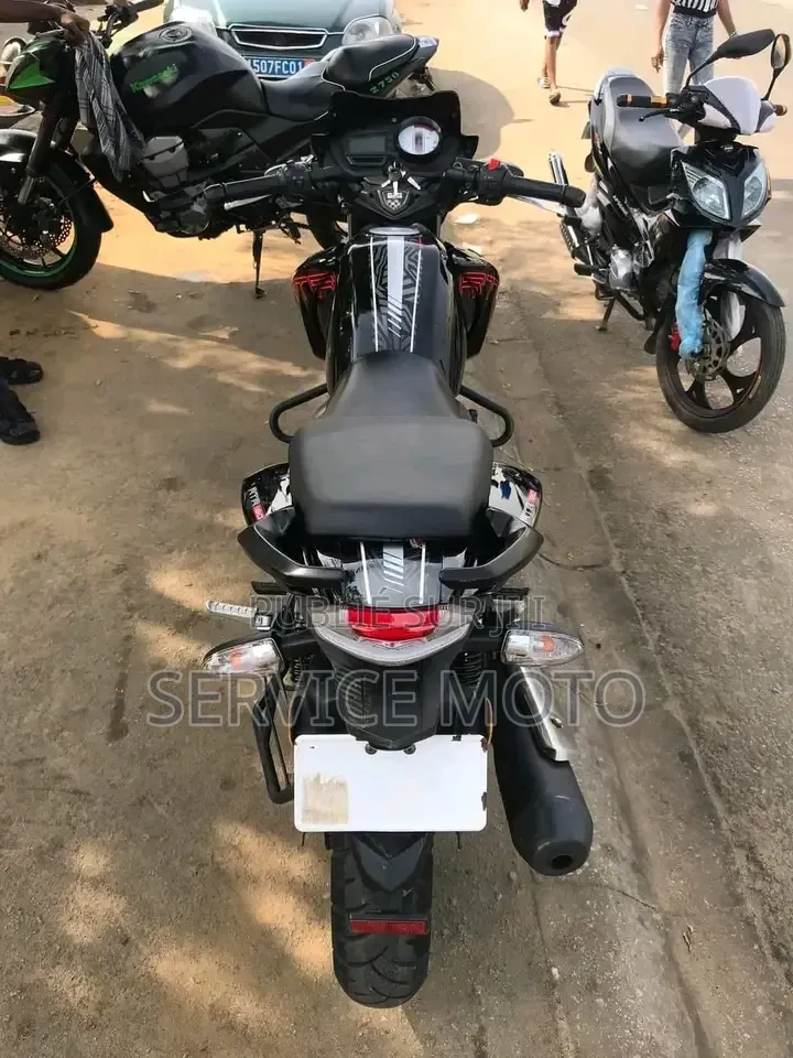 Nouveau TVS Apache 180 RTR 2022 Autre
