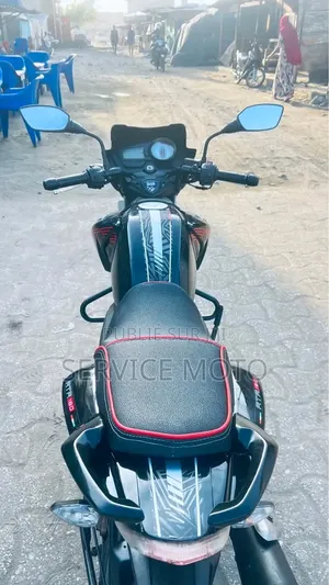 Nouveau TVS Apache 180 RTR 2022 Autre