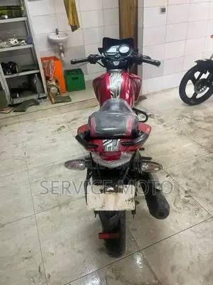 Nouveau TVS Apache 180 RTR 2022 Autre