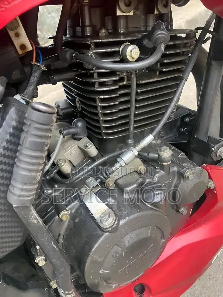 Nouveau TVS Apache 180 RTR 2022 Autre