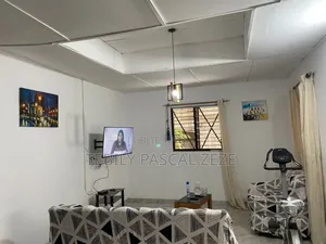 Meublé 5chbre Villa dans Lege Résidence, Grand-Bassam à Louer