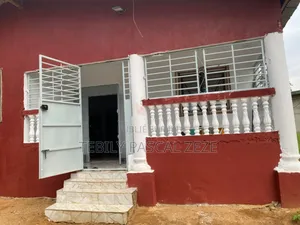 Meublé 5chbre Villa dans Lege Résidence, Grand-Bassam à Louer
