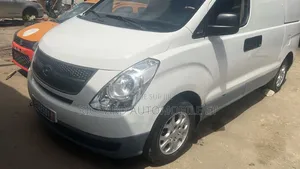 Hyundai H1 2016 Blanc