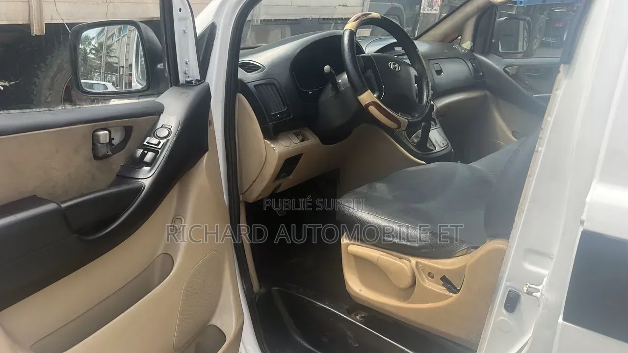 Hyundai H1 2016 Blanc