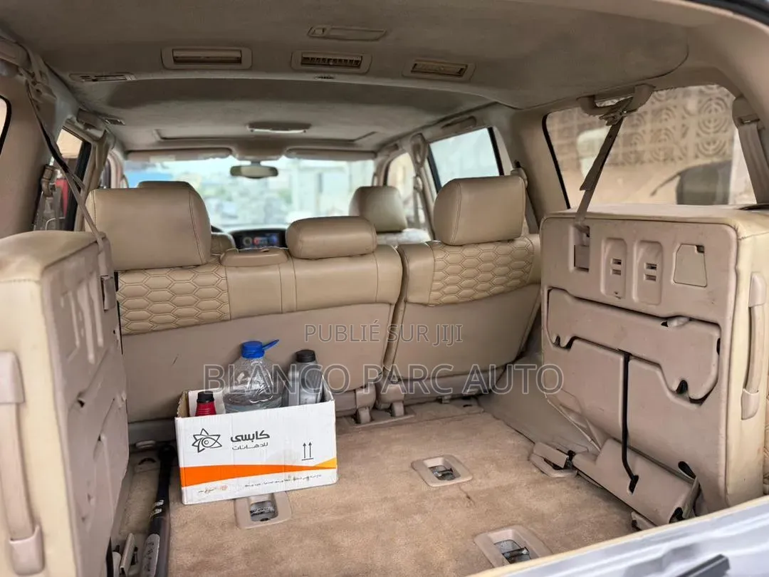 Toyota Land Cruiser 2000 Gris
