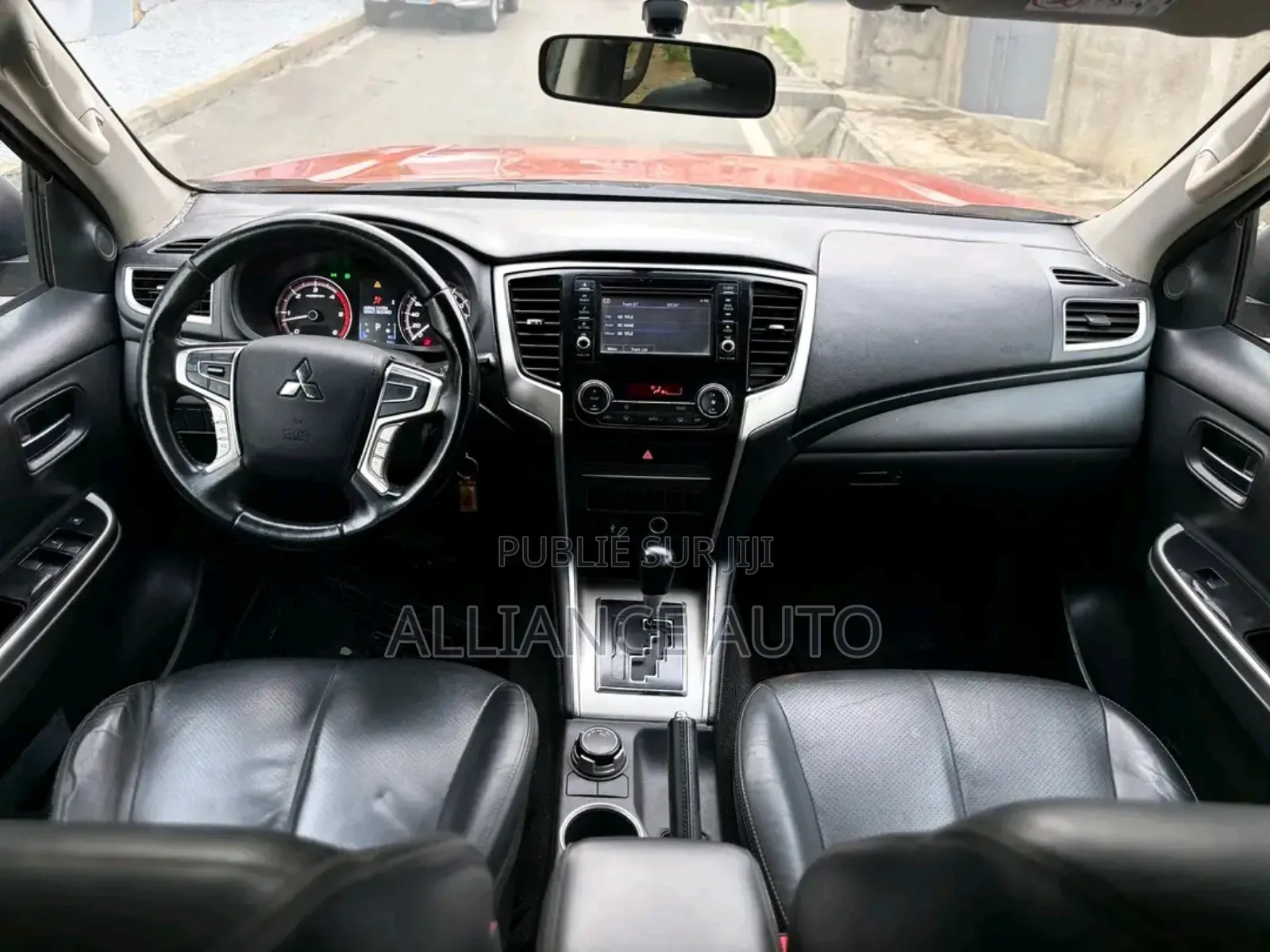 Mitsubishi L200 2021 Orange