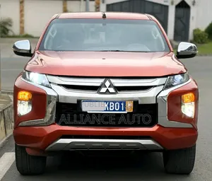 Mitsubishi L200 2021 Orange