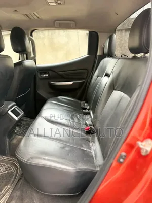 Mitsubishi L200 2021 Orange