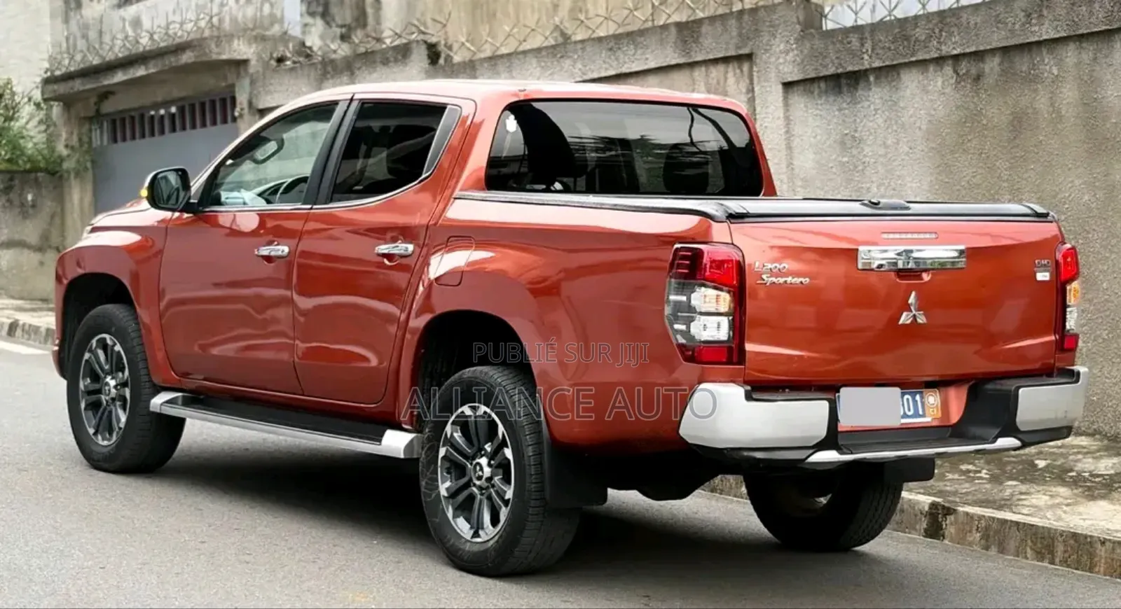 Mitsubishi L200 2021 Orange