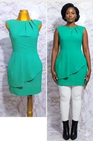 Magnifique Haut Vert. Solde : 1500fcfa