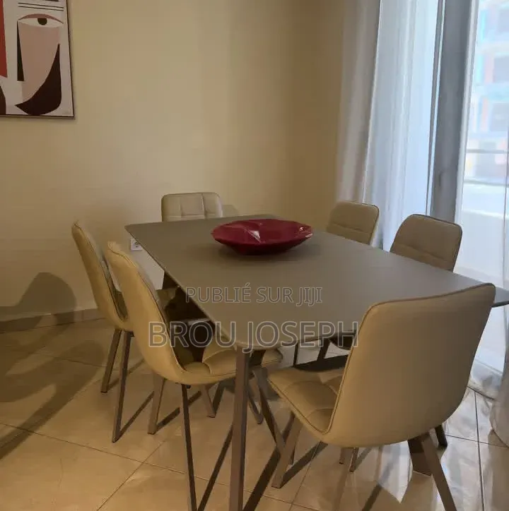 Table À Manger