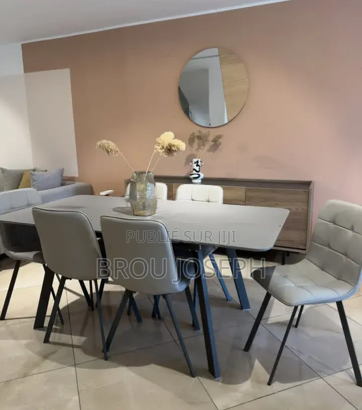Table À Manger