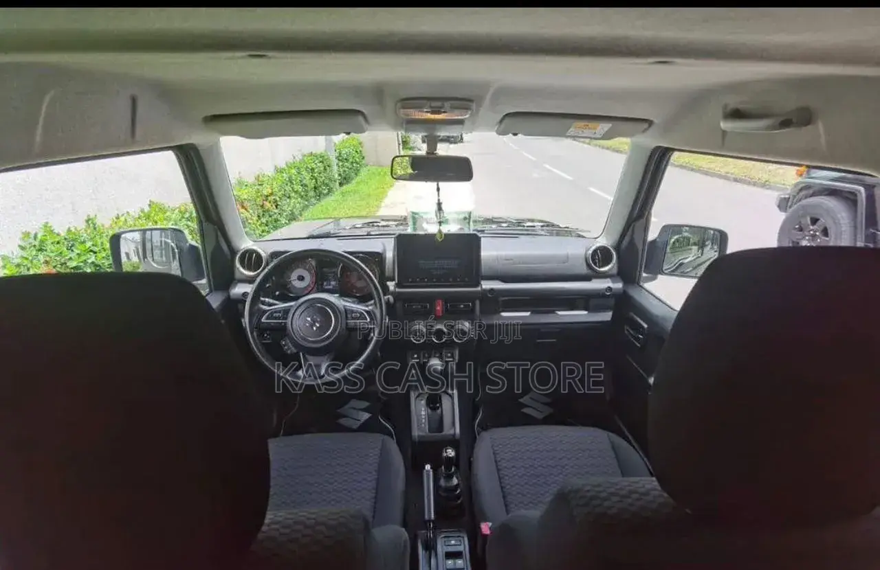 Suzuki Jimny 2024 Gris
