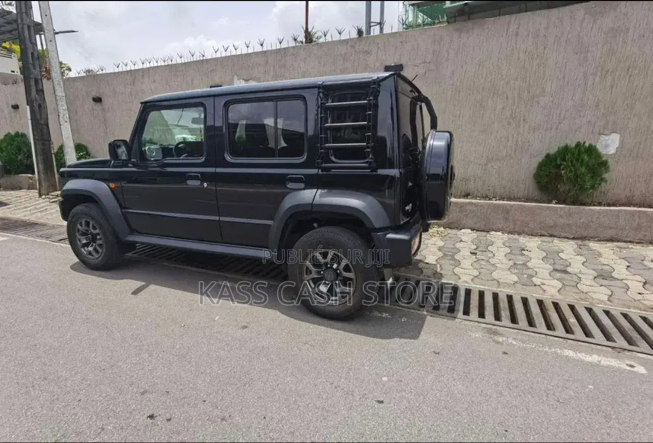 Suzuki Jimny 2024 Gris