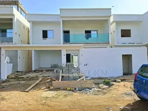 5chbre Duplex dans Ismaël Coulibaly, Bingerville à Vendre