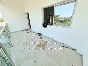 5chbre Duplex dans Ismaël Coulibaly, Bingerville à Vendre