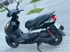 Nouveau Yamaha Autre 2023 Noir