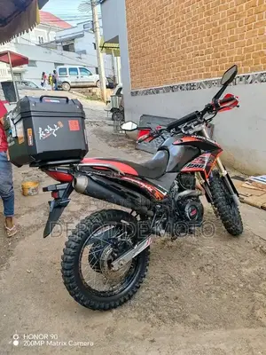 Nouveau Yamaha Autre 2025 Rouge