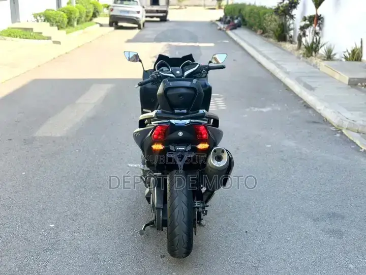 Nouveau Yamaha Autre 2025 Noir