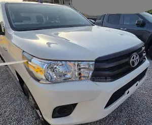 Nouveau Toyota Hilux 2025 Blanc
