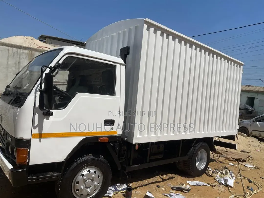 Mini Camion Eicher