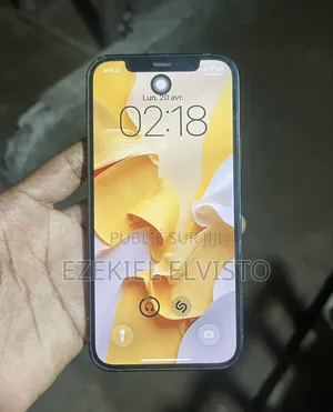 Apple iPhone 12 64 GB Noir
