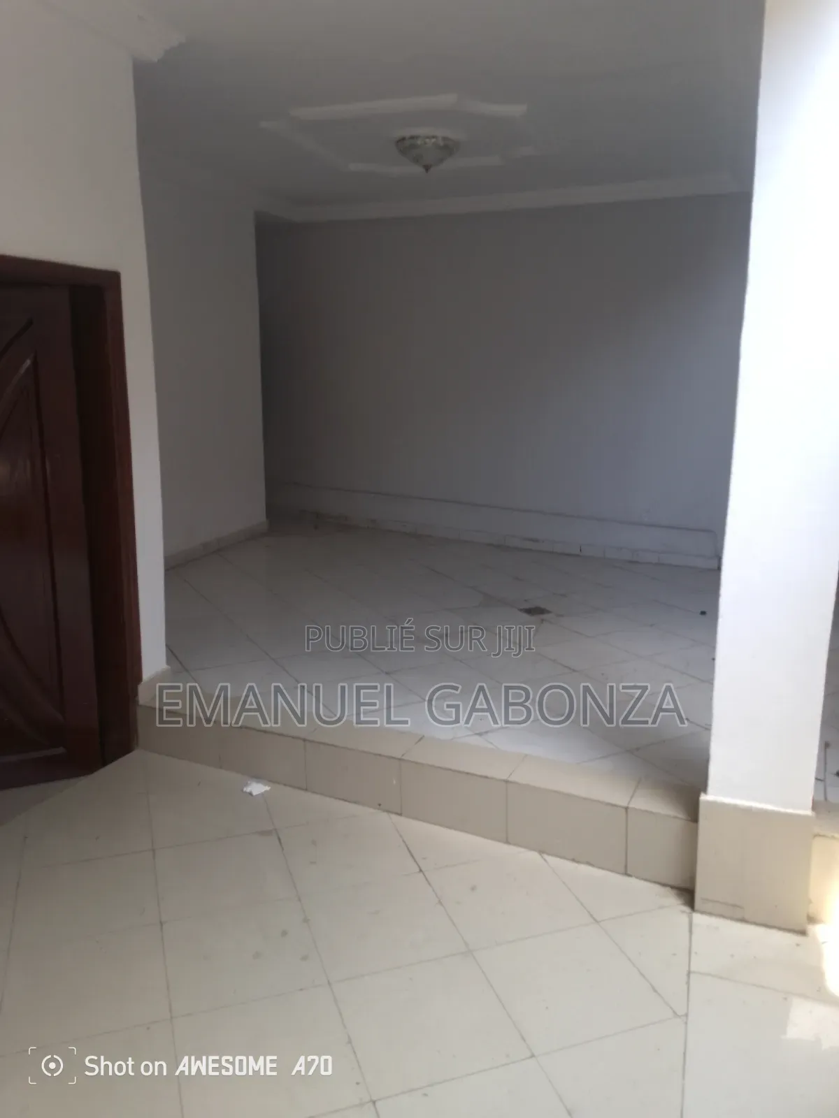 2chbre Appartement dans Gabonza, Cocody à Louer