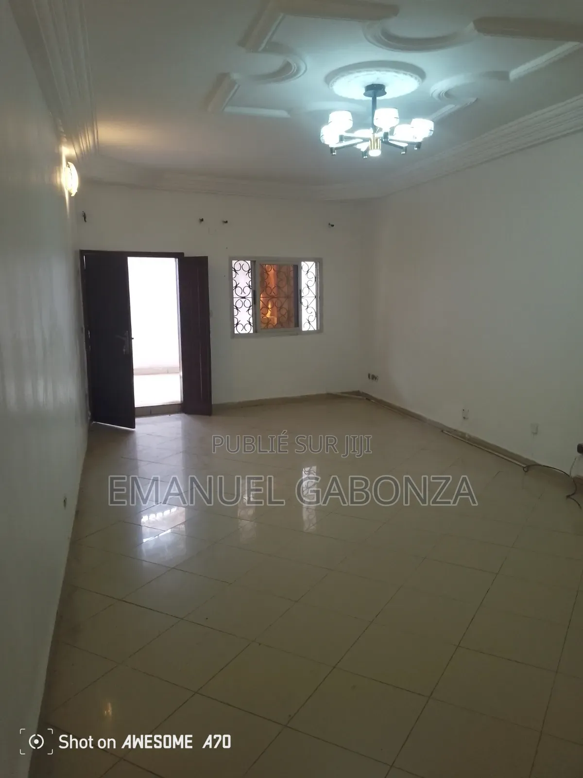 2chbre Appartement dans Gabonza, Cocody à Louer