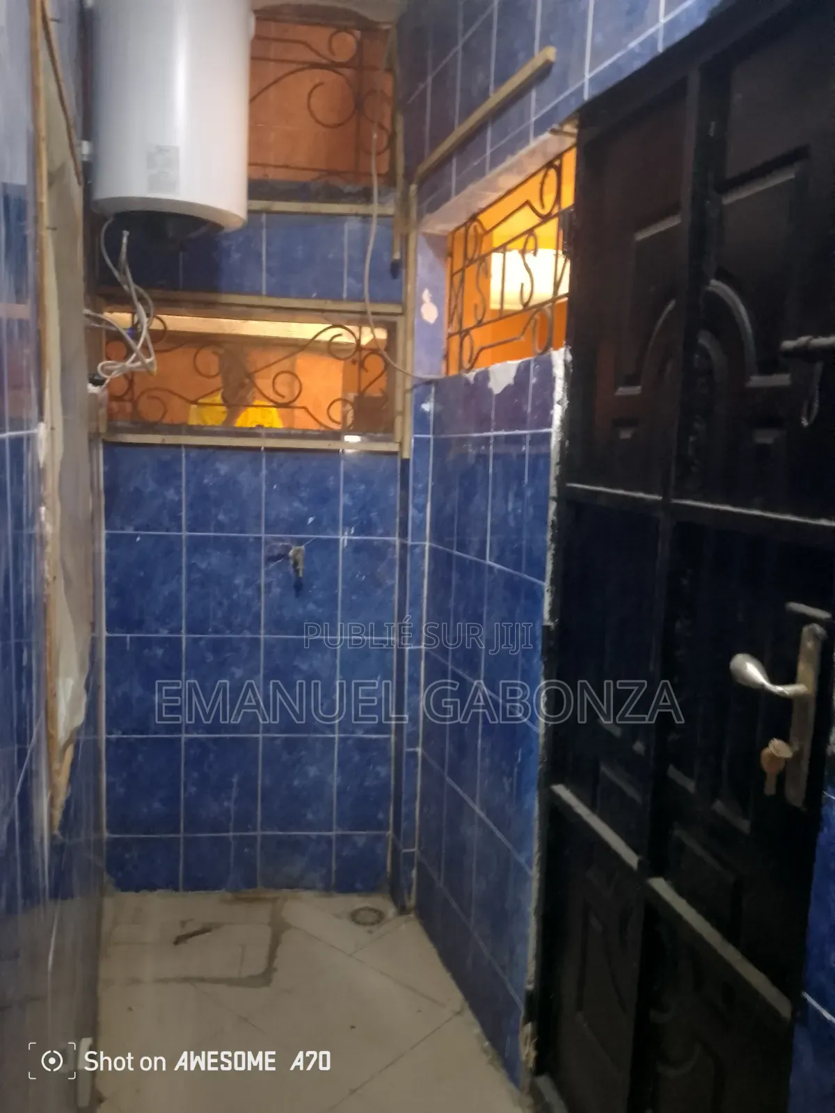 2chbre Appartement dans Gabonza, Cocody à Louer