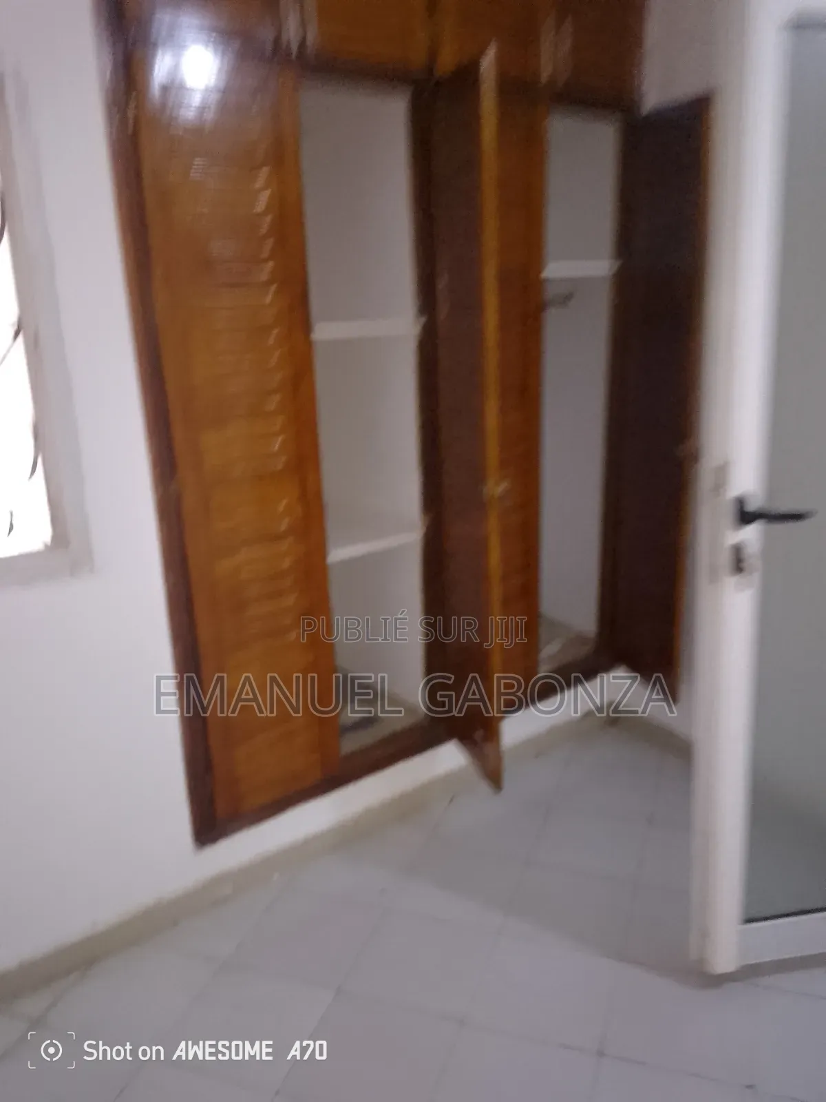 2chbre Appartement dans Gabonza, Cocody à Louer