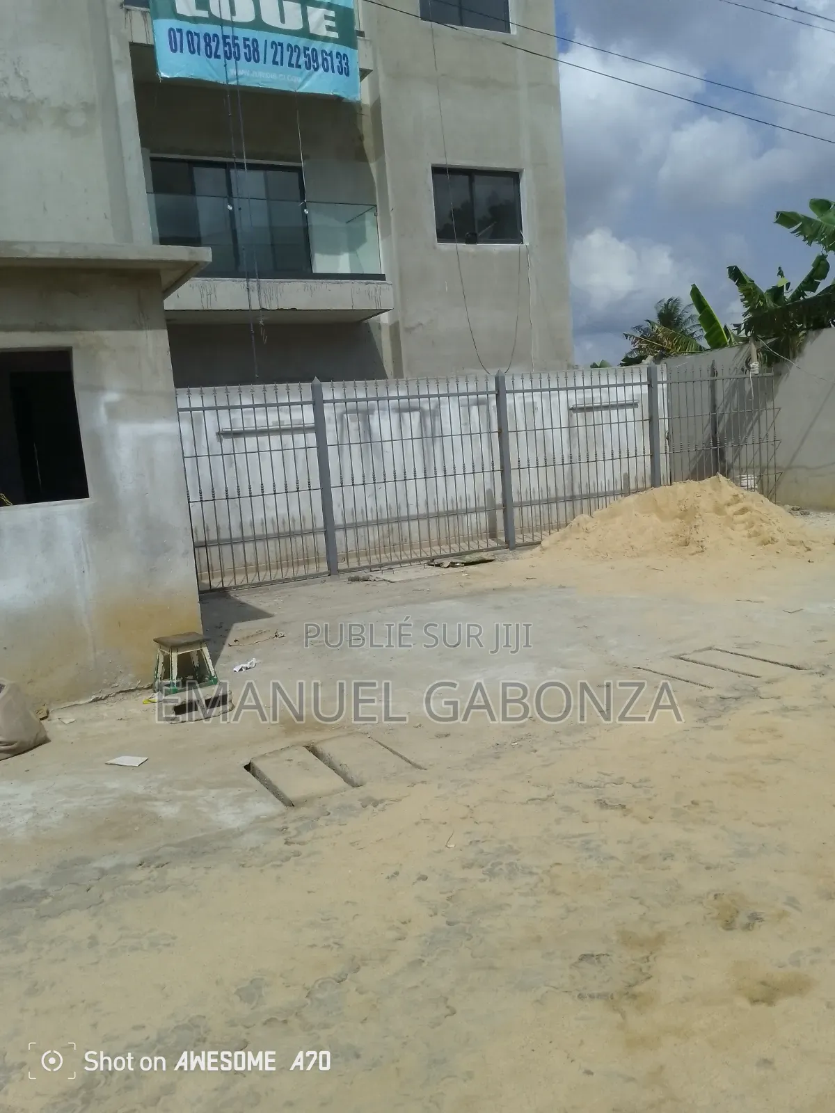 4chbre Appartement dans Gabonza, Cocody à Louer